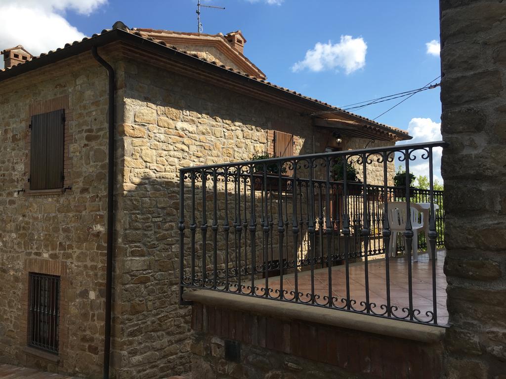 Appartamenti E Camere Il Poggio Di D'Angeli Lidia Auditore ภายนอก รูปภาพ
