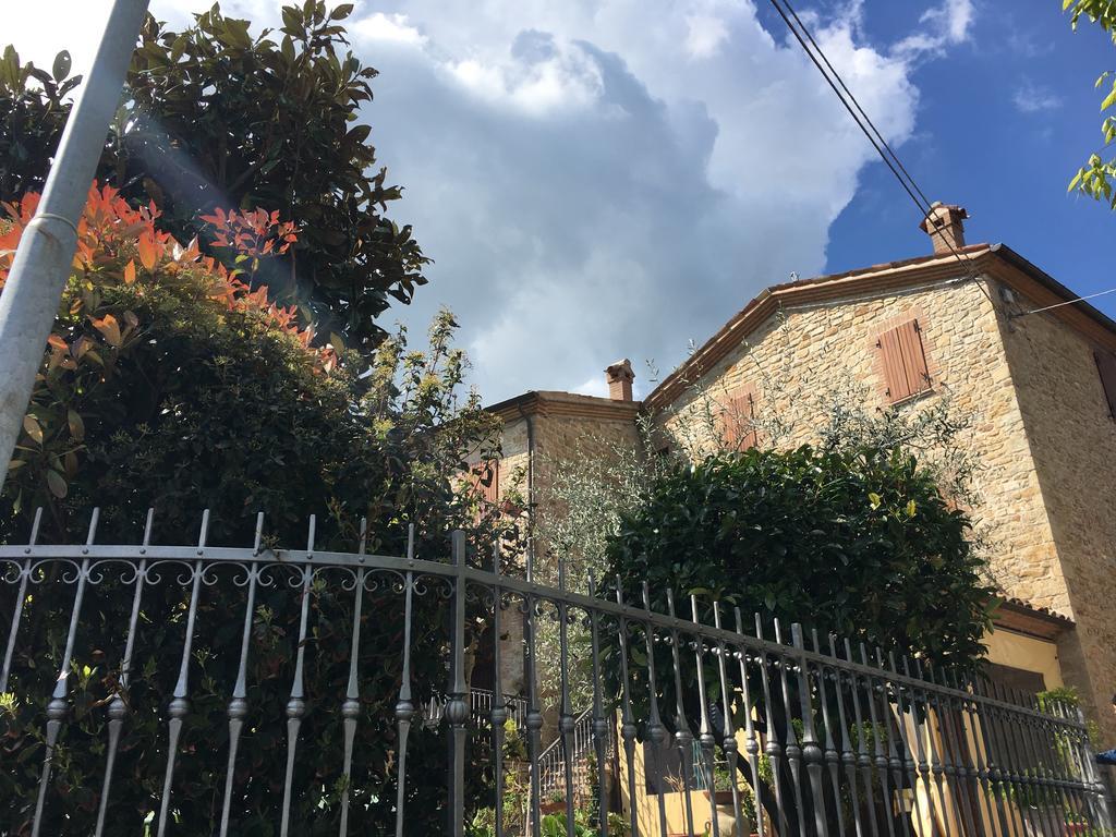 Appartamenti E Camere Il Poggio Di D'Angeli Lidia Auditore ภายนอก รูปภาพ