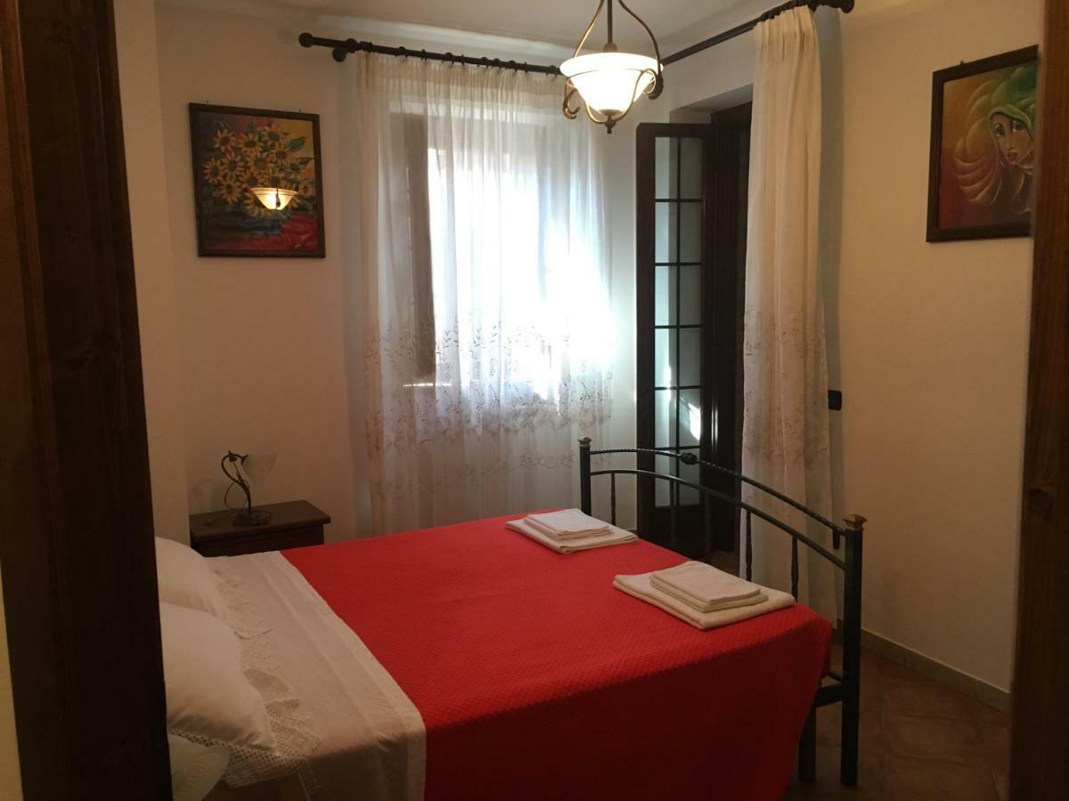 Appartamenti E Camere Il Poggio Di D'Angeli Lidia Auditore ภายนอก รูปภาพ