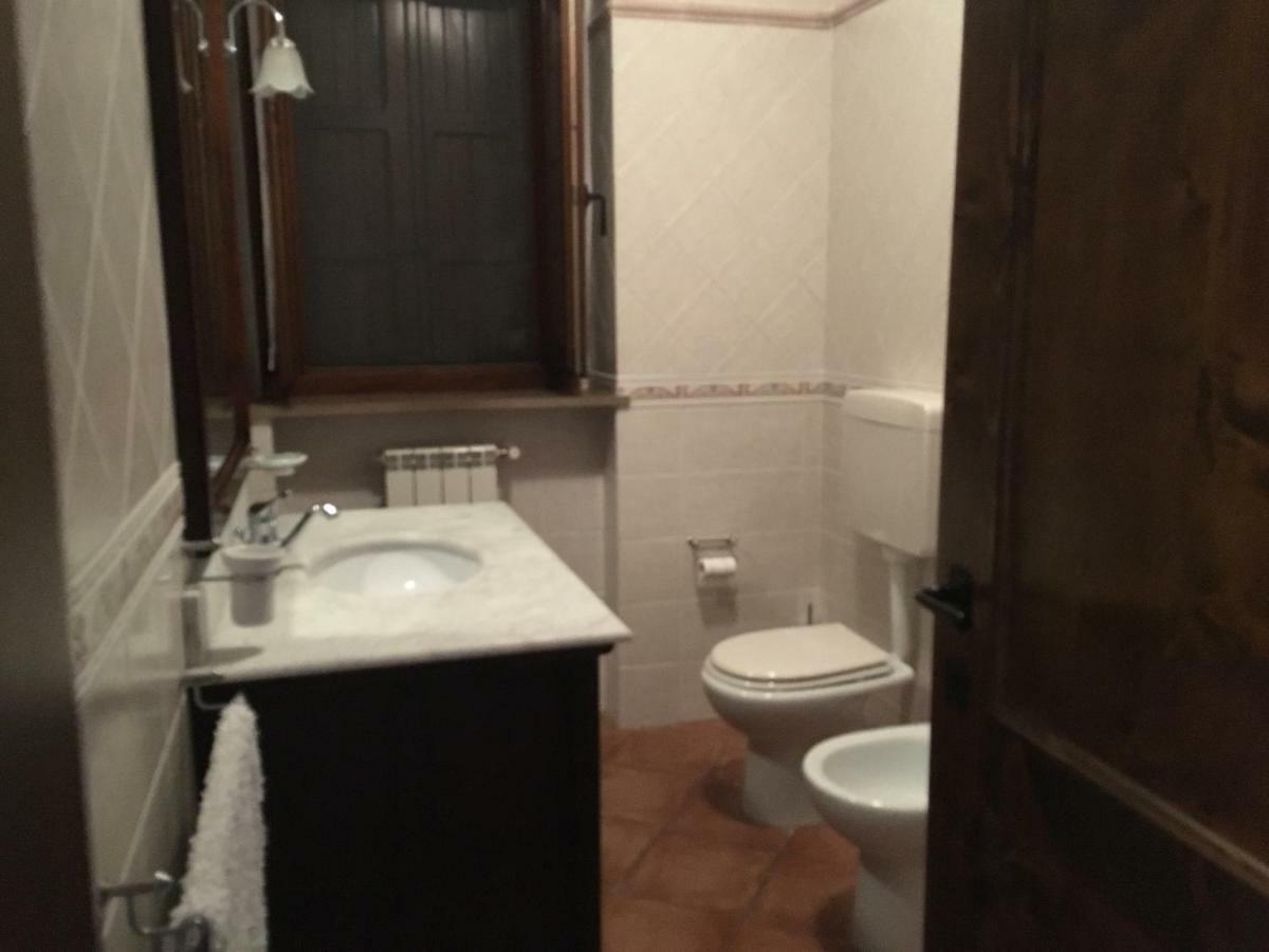 Appartamenti E Camere Il Poggio Di D'Angeli Lidia Auditore ภายนอก รูปภาพ